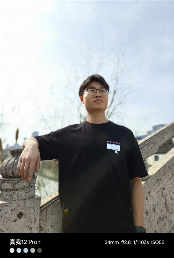 鼎点娱乐主管：那些割韭菜的千元机 马上就要被扔进历史的垃圾堆了